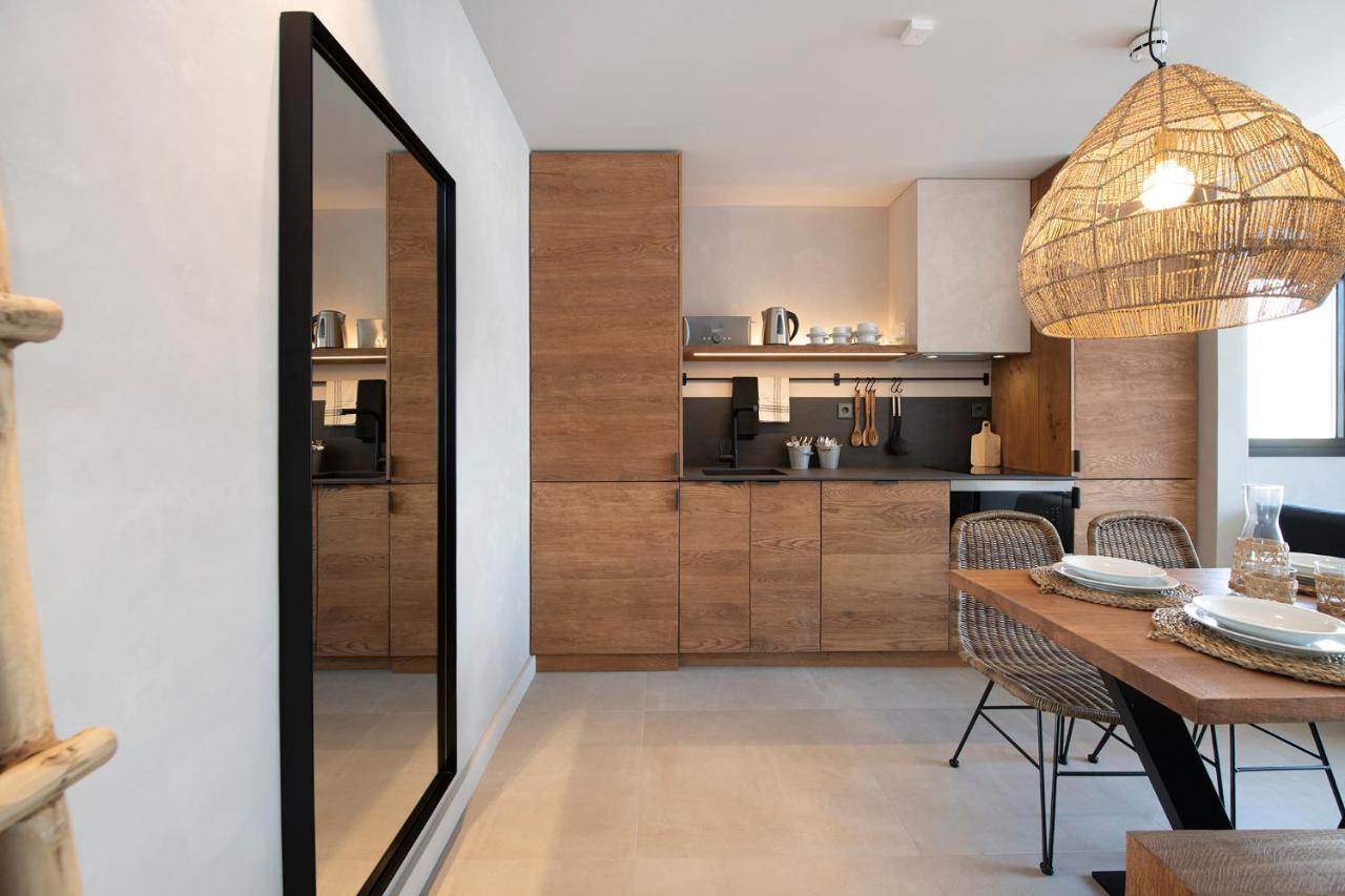 Apartamentos Balisse Castelldefels Bagian luar foto