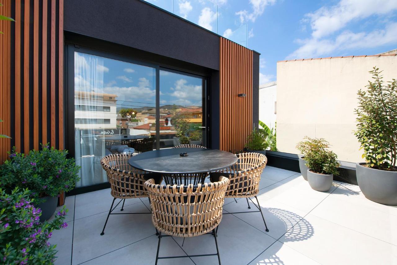 Apartamentos Balisse Castelldefels Bagian luar foto