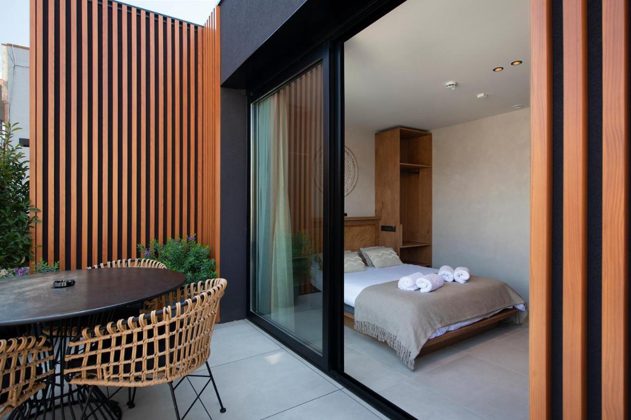 Apartamentos Balisse Castelldefels Bagian luar foto