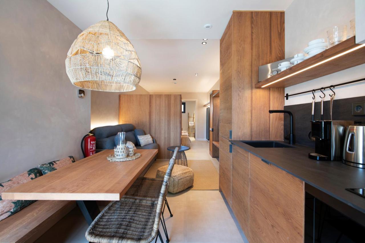 Apartamentos Balisse Castelldefels Bagian luar foto
