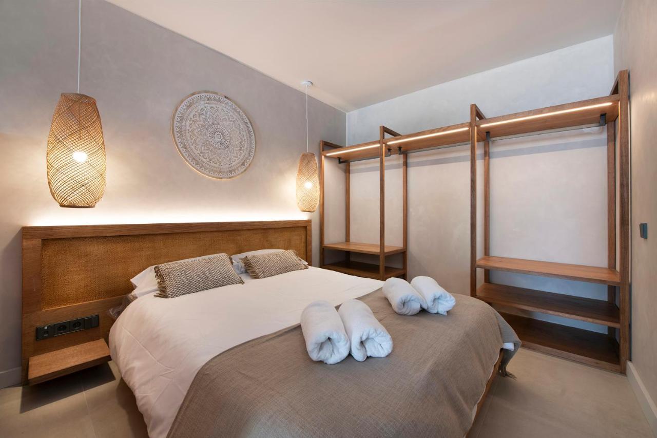 Apartamentos Balisse Castelldefels Bagian luar foto