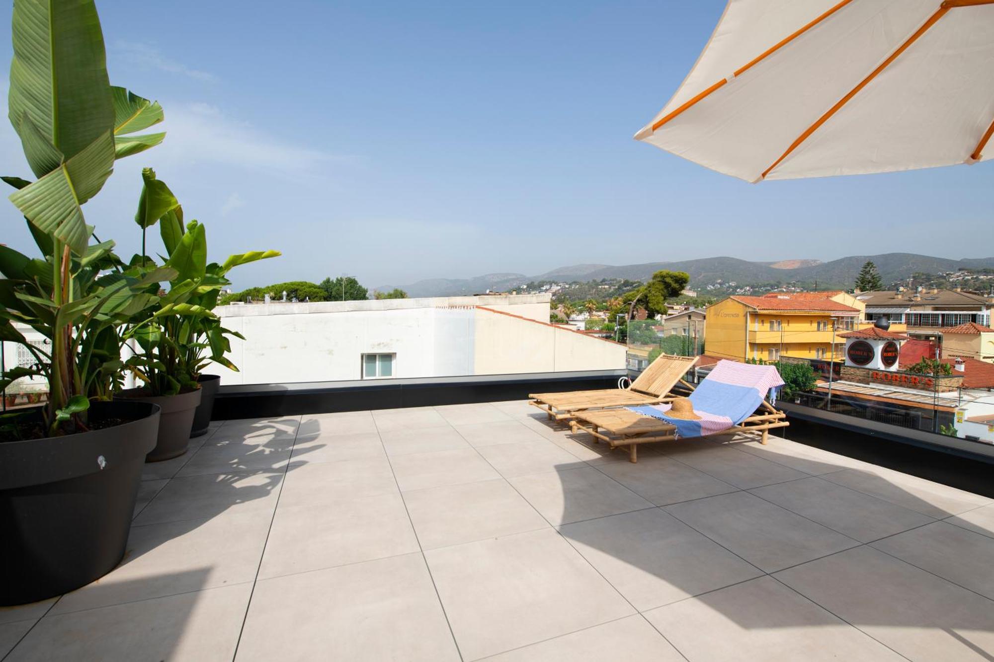Apartamentos Balisse Castelldefels Bagian luar foto