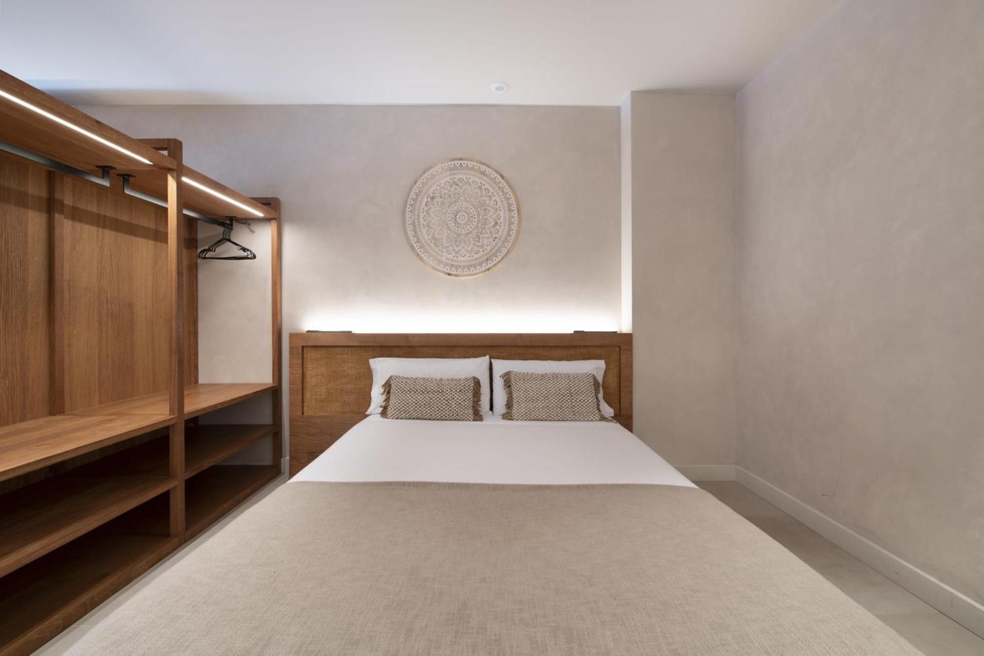 Apartamentos Balisse Castelldefels Bagian luar foto
